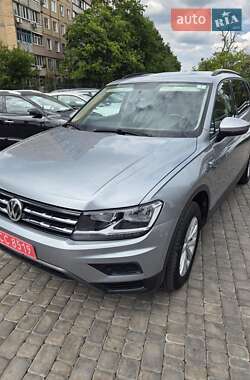 Volkswagen Tiguan  2019