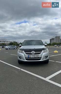 Volkswagen Tiguan  2010