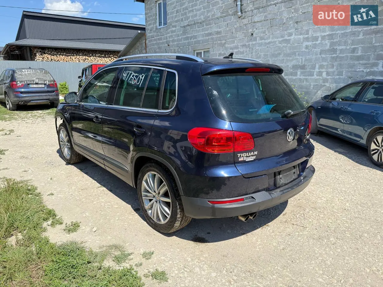 2014 Volkswagen Tiguan - мініатюра 5