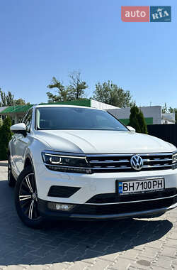 Volkswagen Tiguan  2020