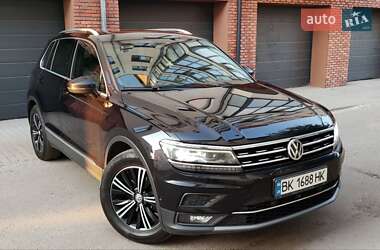 Volkswagen Tiguan  2017