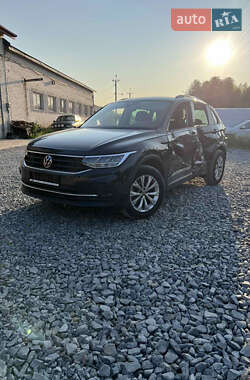 Volkswagen Tiguan  2023