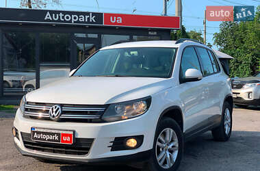 Volkswagen Tiguan  2012