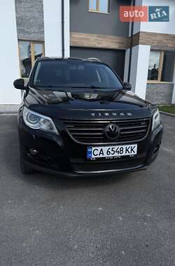 Volkswagen Tiguan  2009