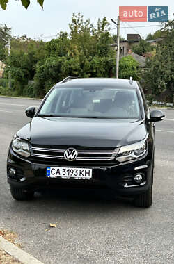 Volkswagen Tiguan  2015