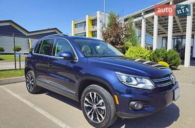 Volkswagen Tiguan  2011