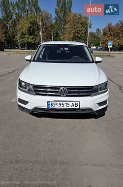 Volkswagen Tiguan  2021