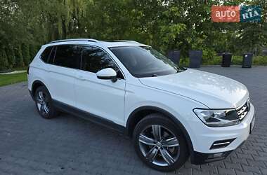 Volkswagen Tiguan  2020