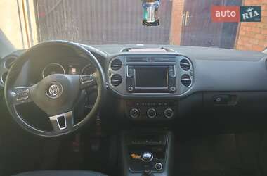 Volkswagen Tiguan  2015