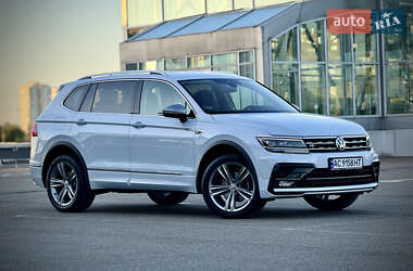 Volkswagen Tiguan  2018