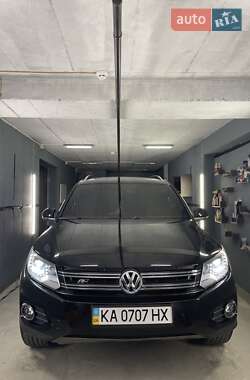 Volkswagen Tiguan  2014