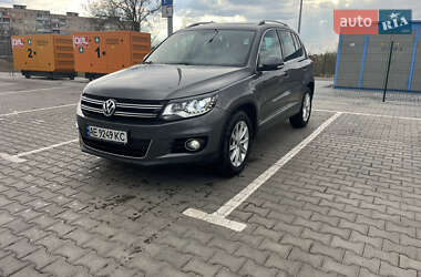 Volkswagen Tiguan  2014