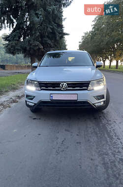 Volkswagen Tiguan  2018