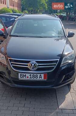 Volkswagen Tiguan  2009