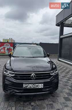 Volkswagen Tiguan  2023