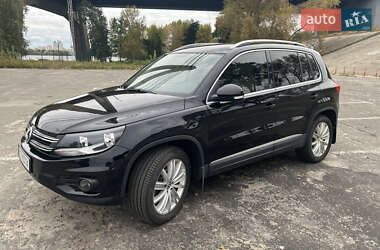 Volkswagen Tiguan  2013