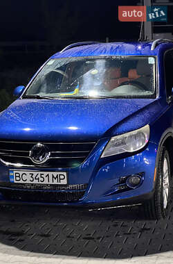 Volkswagen Tiguan  2008