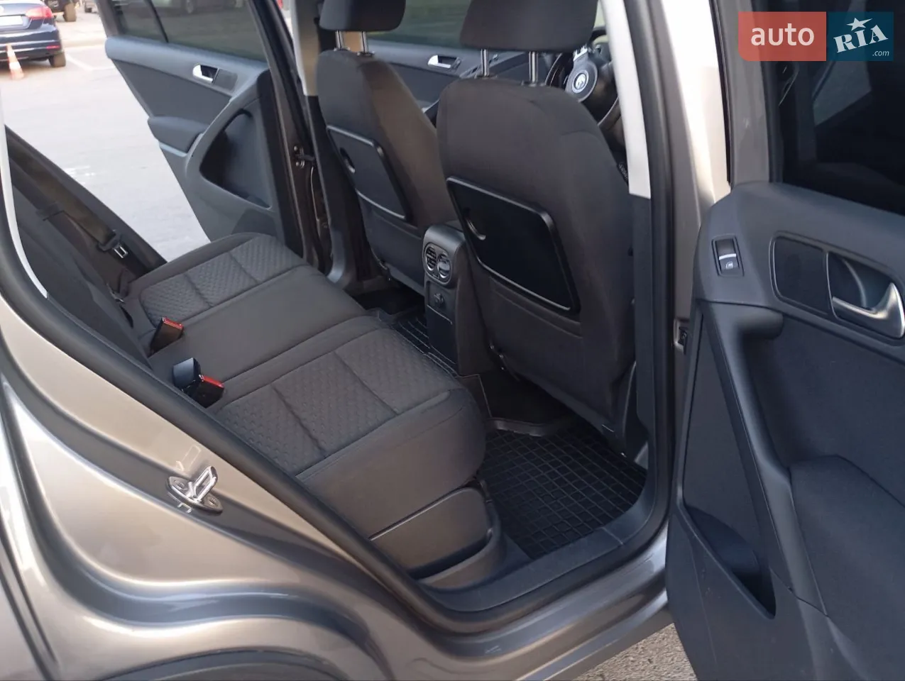 2011 Volkswagen Tiguan - мініатюра 5