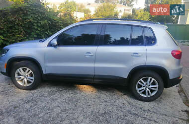Volkswagen Tiguan  2015
