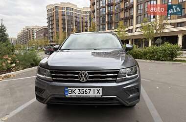 Volkswagen Tiguan  2020