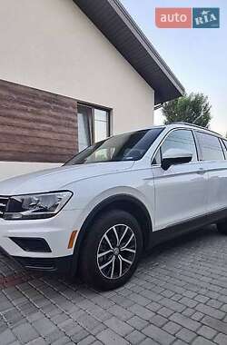 Volkswagen Tiguan  2020
