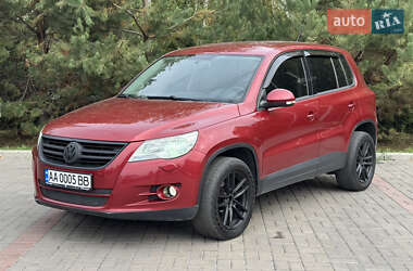 Volkswagen Tiguan  2008