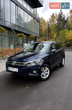 Volkswagen Tiguan  2015