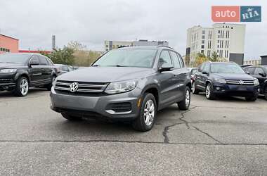 Volkswagen Tiguan  2014