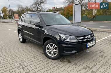 Volkswagen Tiguan 2015