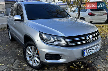 Volkswagen Tiguan  2016