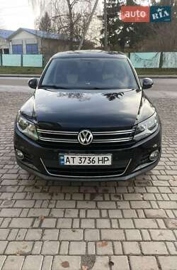 Volkswagen Tiguan  2010