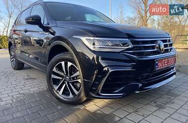 Volkswagen Tiguan  2022