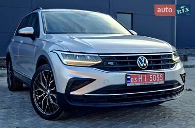 Volkswagen Tiguan  2021