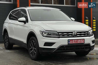 Volkswagen Tiguan  2021
