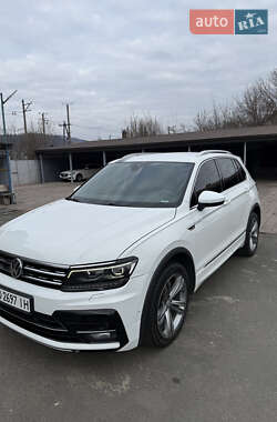 Volkswagen Tiguan  2017