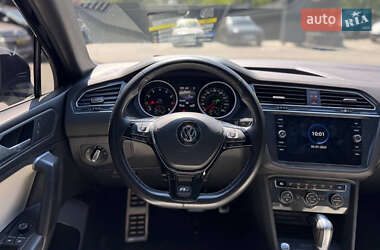 Volkswagen Tiguan  2021