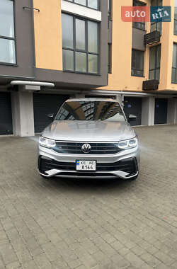 Volkswagen Tiguan  2022