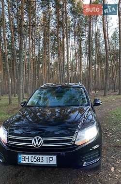 Volkswagen Tiguan  2016
