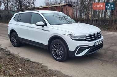 Volkswagen Tiguan  2022
