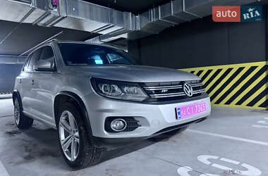Volkswagen Tiguan  2016