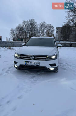 Volkswagen Tiguan  2019