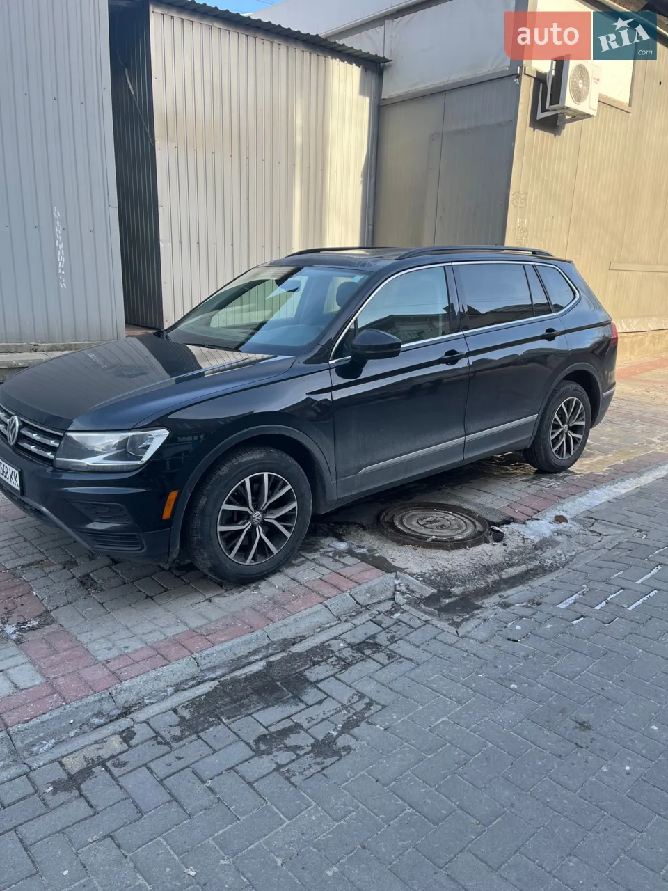 2021 Volkswagen Tiguan - мініатюра 2