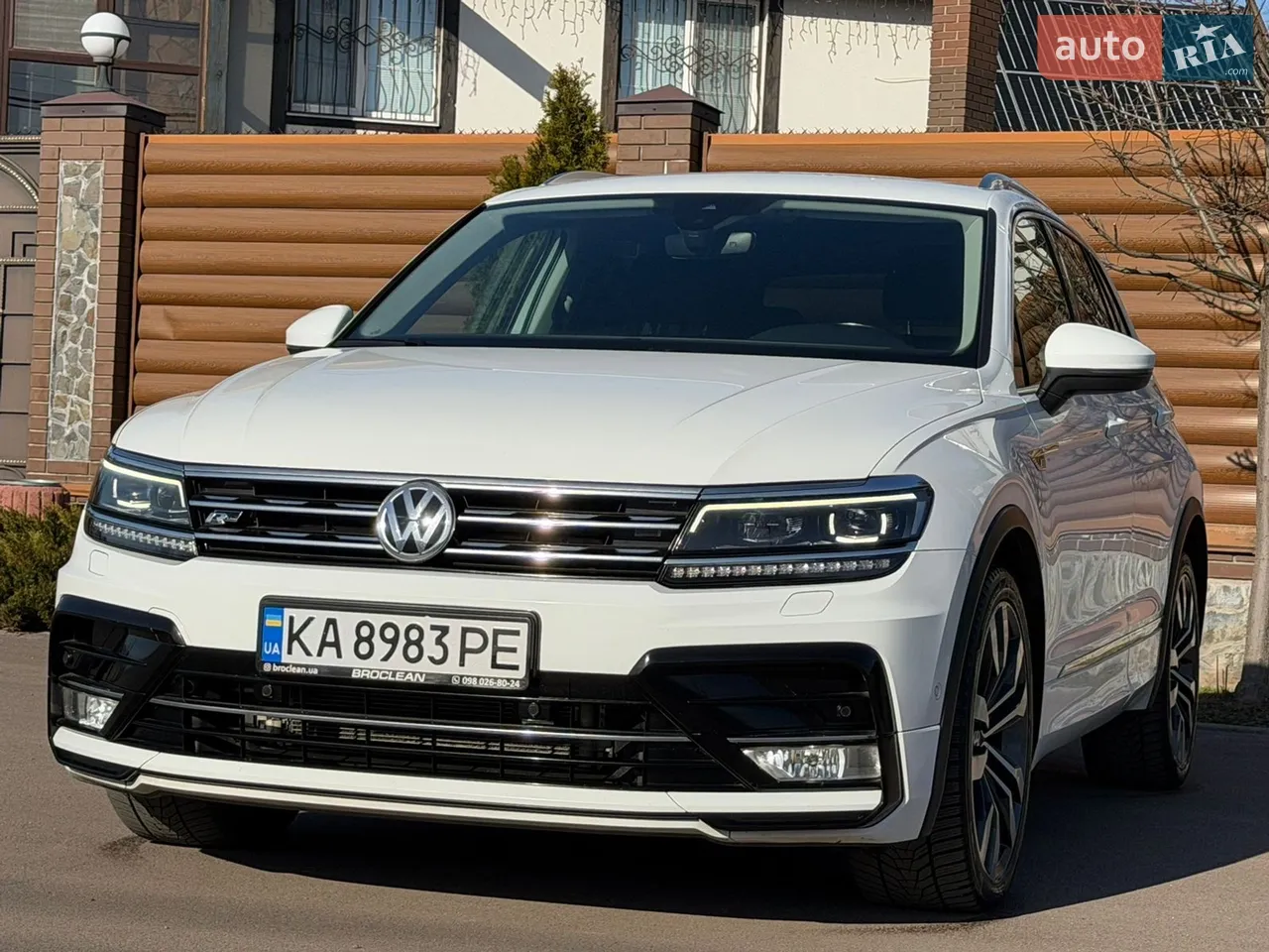 2017 Volkswagen Tiguan - мініатюра 2
