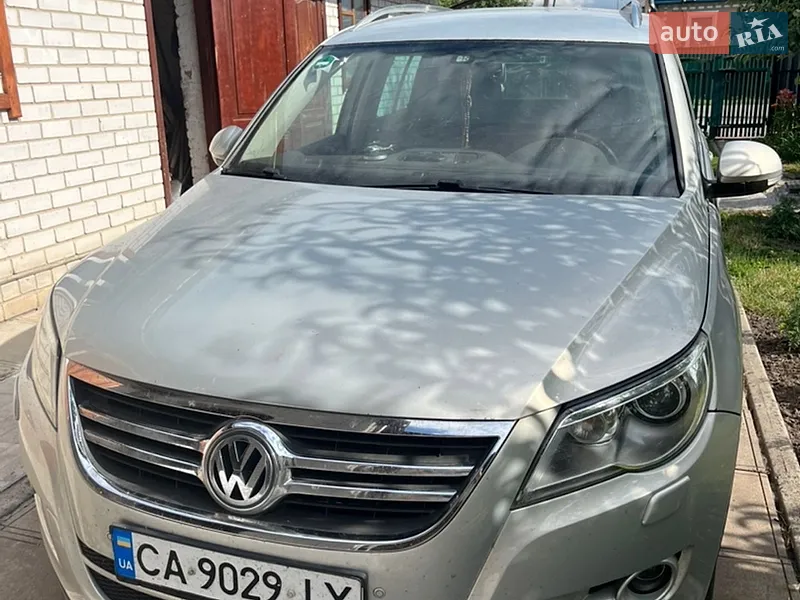 Volkswagen Tiguan 2011