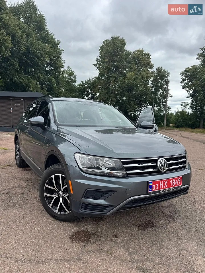 2020 Volkswagen Tiguan - фото 1
