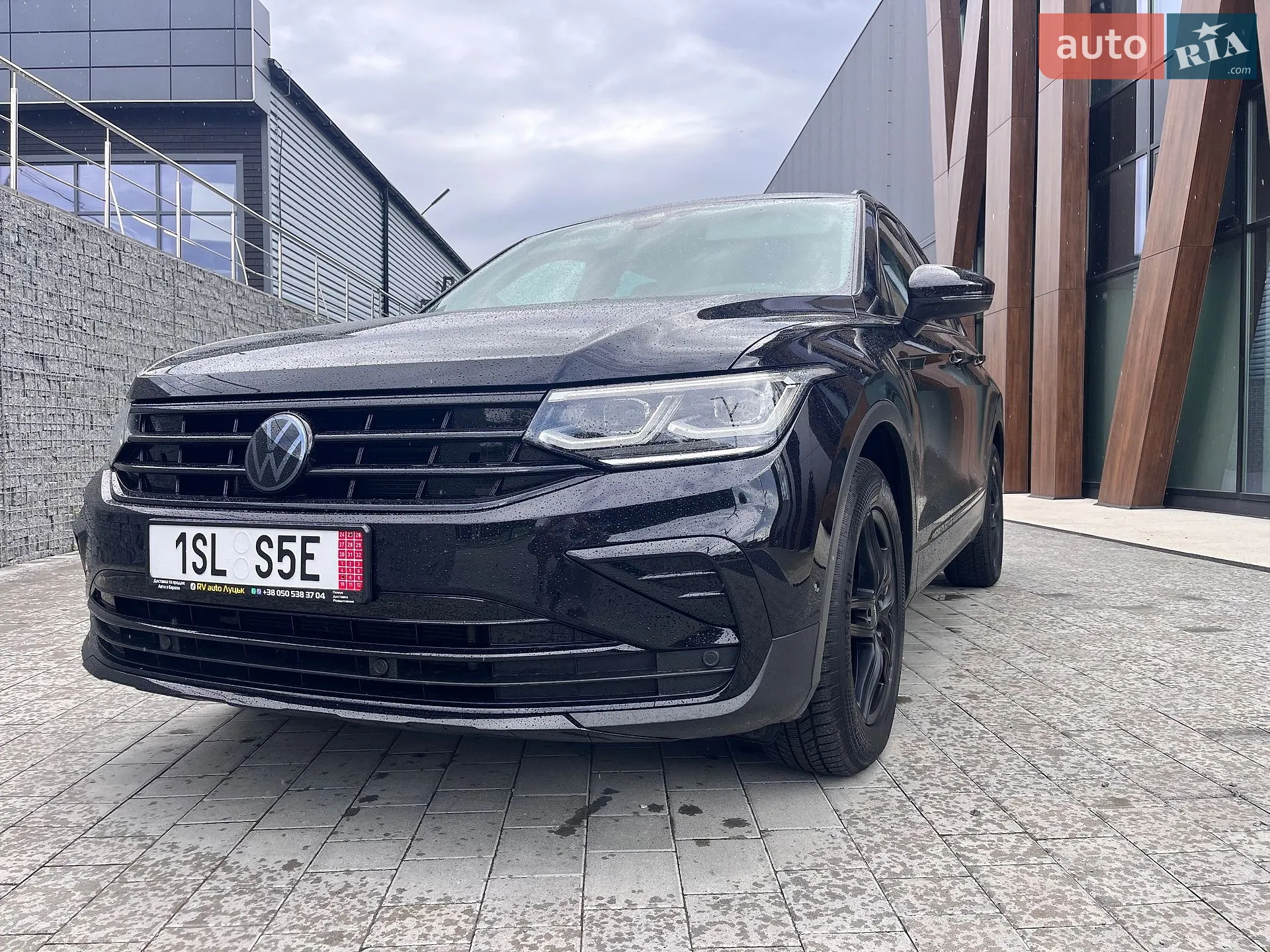 VOLKSWAGEN ID.4 PRO 2021 VIN WVGZZZE2ZMP011186 фото оголошення 3 з 9