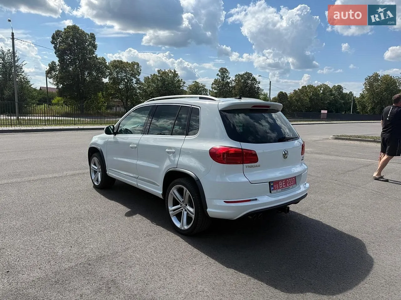 2016 Volkswagen Tiguan - мініатюра 2