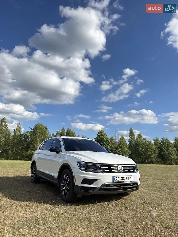 2018 Volkswagen Tiguan - фото 1