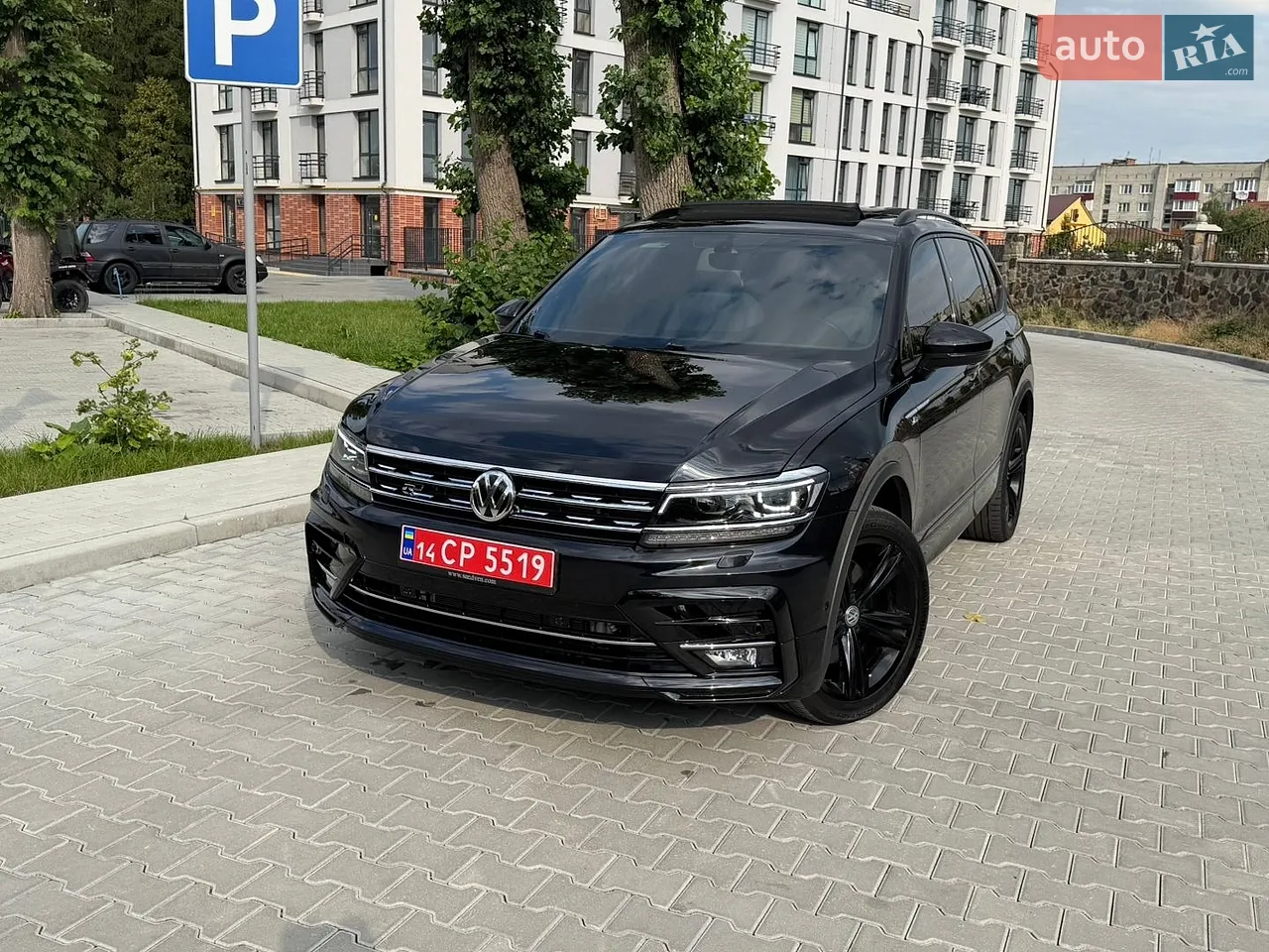 2019 Volkswagen Tiguan - фото 1
