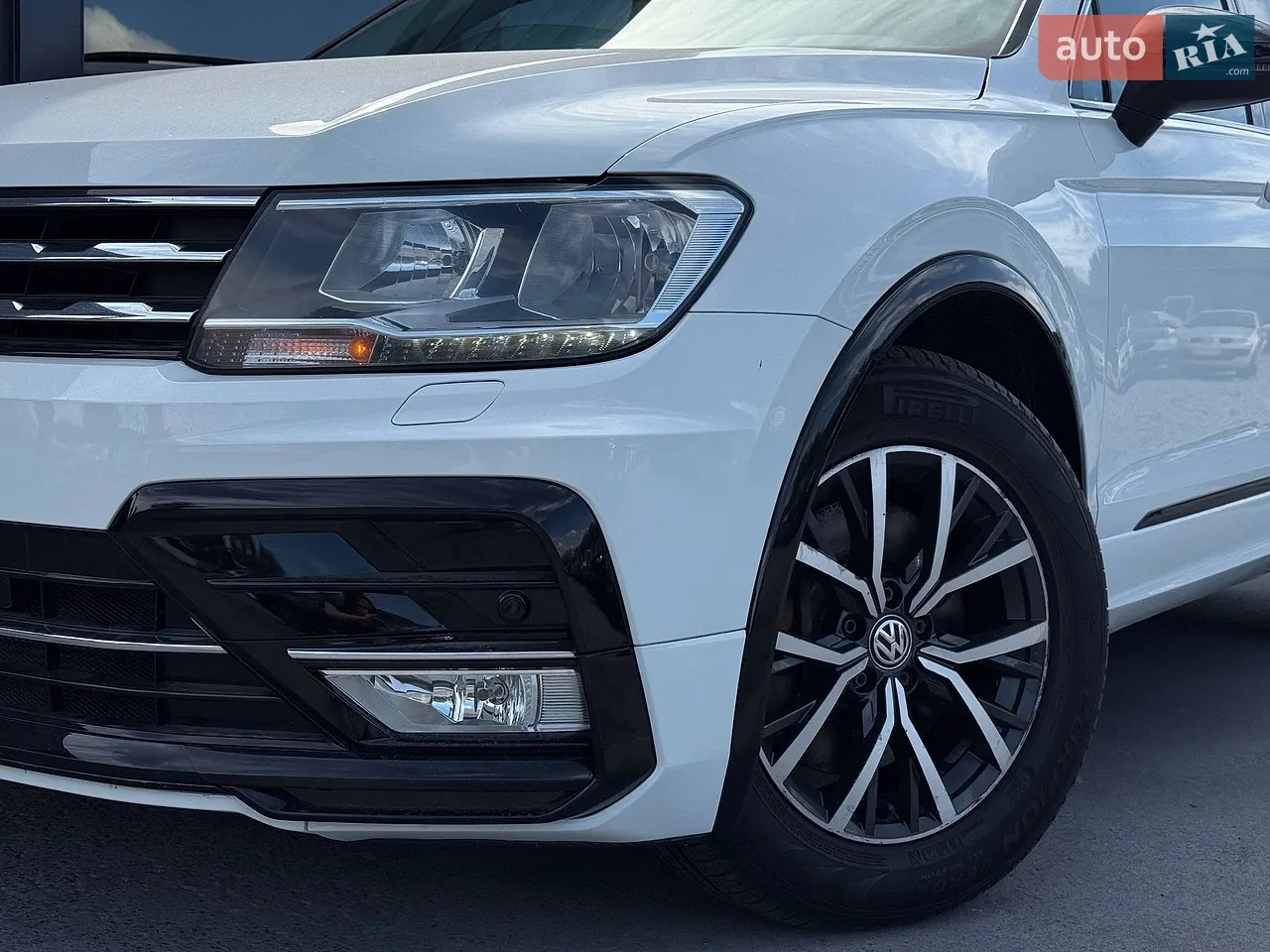 2018 Volkswagen Tiguan - мініатюра 3